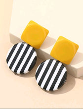 Load image into Gallery viewer, Bold Geometry Statement Earrings
