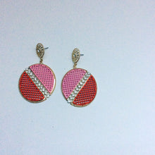 Load image into Gallery viewer, India - Bossy Trendz Boutique 
